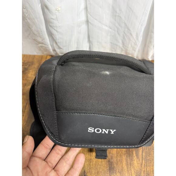 Sony LCS-U21 Protective Soft Carrying Case Cyber-Shot Alpha NEX Cameras Camcorde - Picture 2 of 10